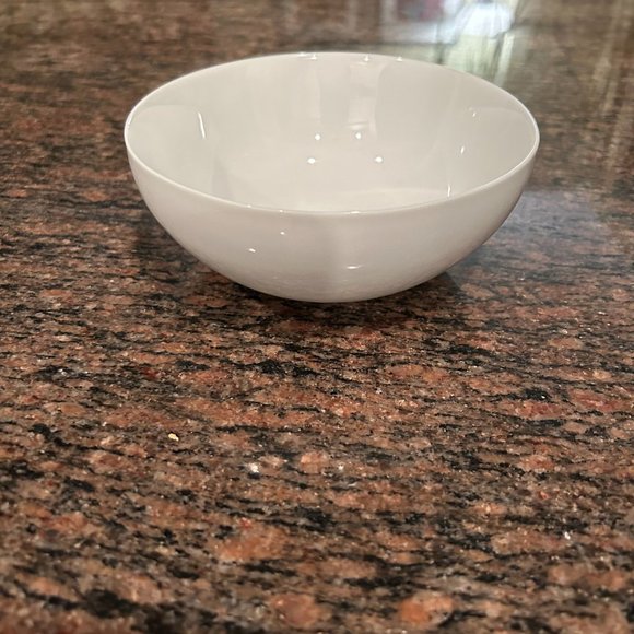 Crate and Barrel Dinner Set - Picture 3 of 5